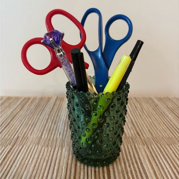 Green Textured Glass Tumbler - Picture 4 of 5